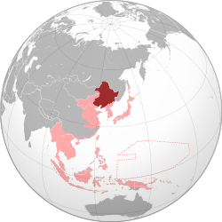 Vị trí của Mãn Châu quốc (đỏ) trong các thuộc địa khác của Đế quốc Nhật Bản (đỏ nhạt)